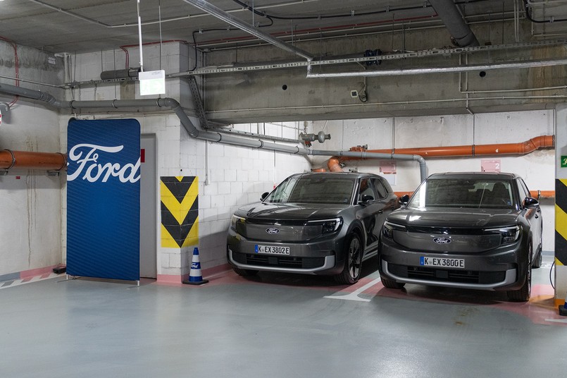 Nowy Ford Explorer