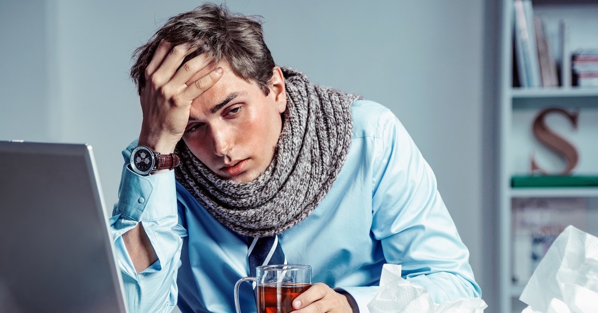 „Nie stać mnie na chorowanie”. Drastyczny spadek L4 w listopadzie – winne premie i strach o pracę