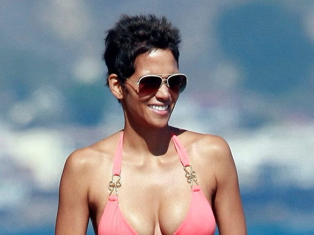 Halle Berry odbiera telefony alarmowe