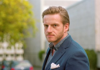 Bestseller ma twarz: Jak pisarze kreują swój wizerunek