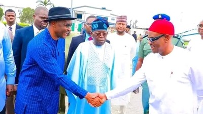 SDP governorship candidate in Rivers State, Senator Magnus Abe exchanging pleasantries with Governor Nyesom Wike in the presence of the president Bola Tinubu. [Twitter:BATMedia]