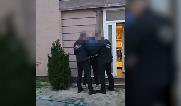 Hapšenje osumnjičenih za pad plafona u školi kod Rače