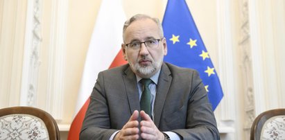 Maseczki w przychodniach i szpitalach zostaną już na zawsze? Minister podjął ważną decyzję