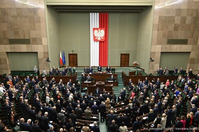 Kto z polityków zyskał zaufanie Polaków? Nawrocki na pierwszym miejscu [SONDAŻ]