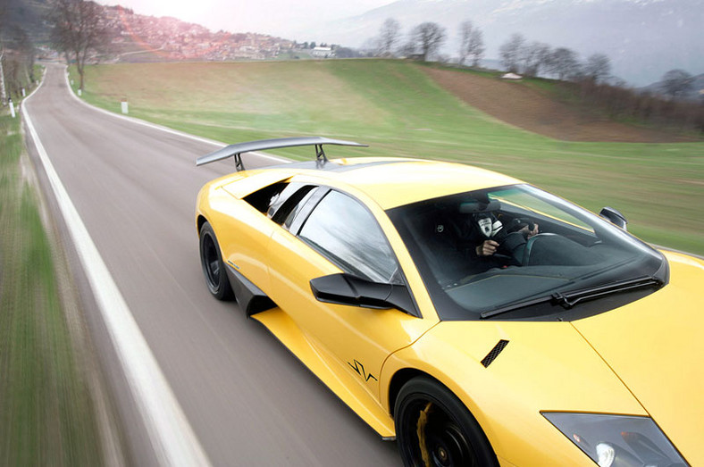 Lamborghini Murcielago SuperVeloce – byk w ataku (fotogaleria+wideo)