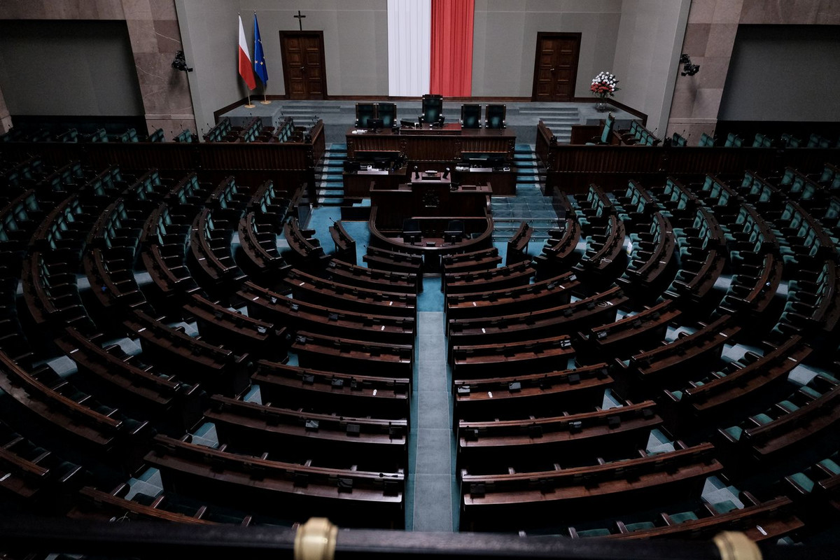 4th session of the Sejm.  Schedule of parliamentary sessions for January 25 and 26