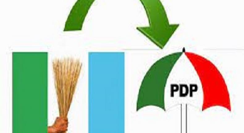 Cross River PDP receives over 5,000 APC returnees from 1 Senatorial district (TheNation)