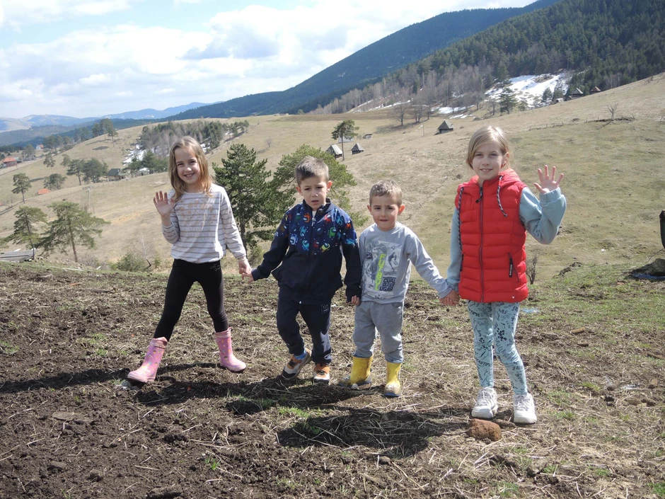 Nikolina, Radenko, Andrija i Anđelija Udovičić
