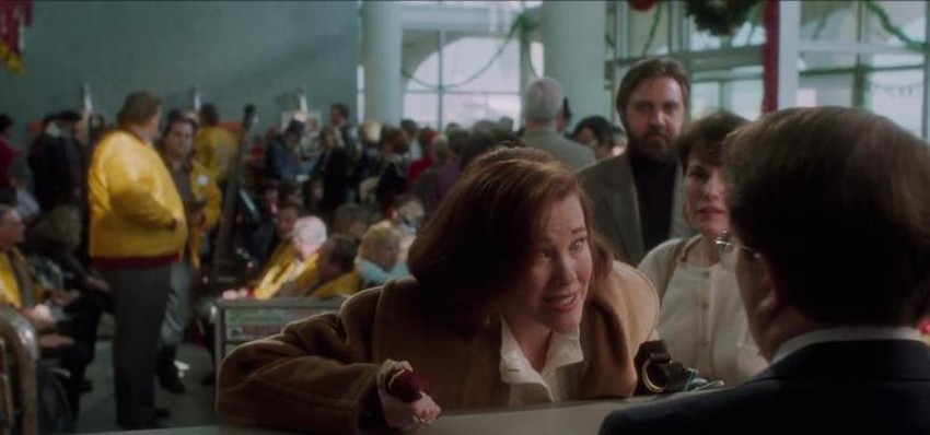 Scena iz filma "Sam u kući"