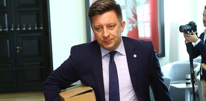 Rząd po cichu zmienił kolejność szczepień. Najpierw prokuratorzy, skarbówka i CBA. Dopiero potem przewlekle chorzy