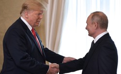 Trump ukrywa treść rozmów z Putinem nawet przed swoimi doradcami? "Odebrał tłumaczowi notatki"