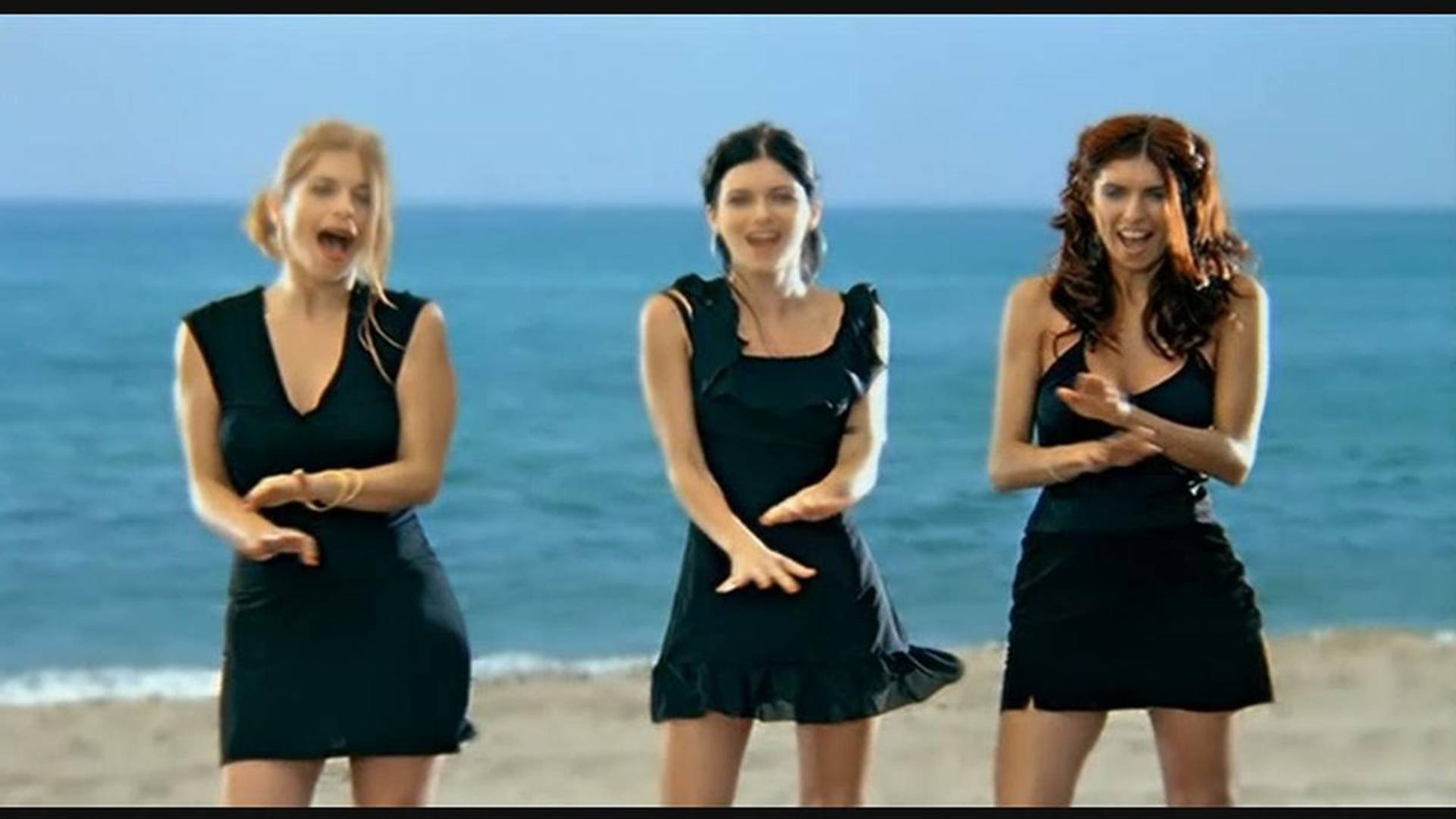 Svi su đuskali uz njihov hit a onda su nestale bez traga - ovako danas izgledaju Las Ketchup