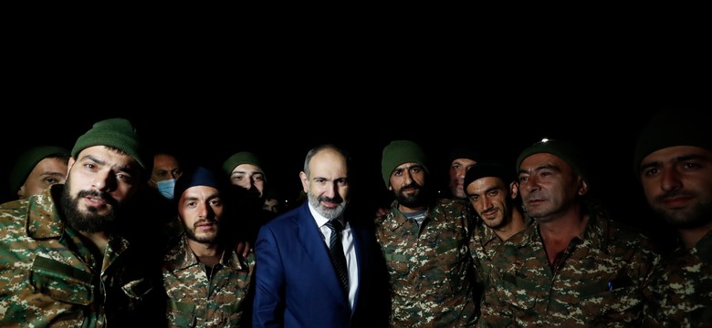 Armia Armenii żąda dymisji premiera Paszyniana. Ten mówi o zamachu stanu