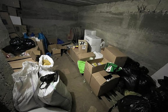 OŠTETIO BUDŽET SRBIJE ZA PREKO 6,5 MILIONA Uhapšen Kraljevčanin zbog nedozvoljenog prometa akciznih proizvoda: Policija zaplenila skoro POLA KILOGRAMA rezanog duvana