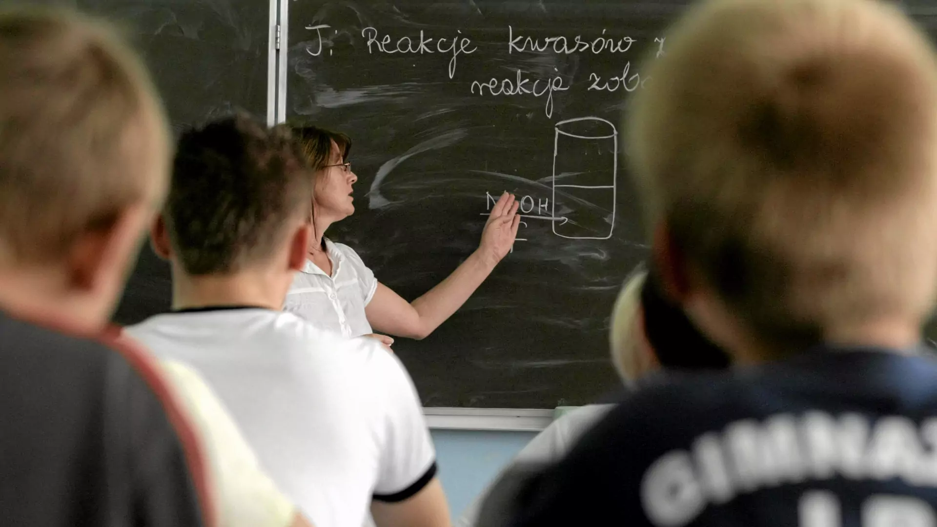 Deficytowe zawody w Polsce. Brakuje nauczycieli i terapeutów 