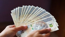 Świadczenie wspierające w 2026 roku. Niższy próg punktowy i wyższe wypłaty. Sprawdź, czy przysługują Ci pieniądze