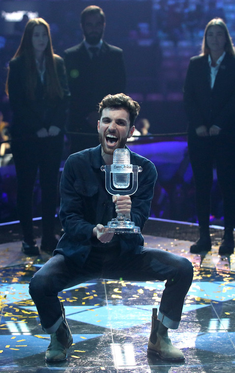 Duncan Laurence po wygraniu Eurowizji 2019