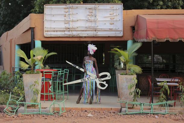 The Wider Image: Shining on the streets of Bamako