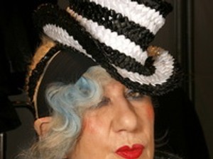 Gyász: 81 évesen halt meg a legeredetibb stílusikon