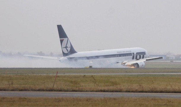 boeing 767 awryjnie ląduje 2