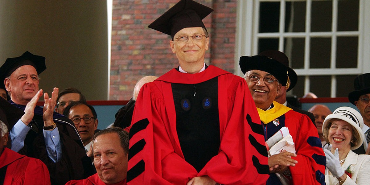 Bill Gates dostał honorowy dyplom i stopień naukowy od Harvardu w 2007 roku