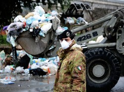 Neapol, czyli święta wśród śmieci