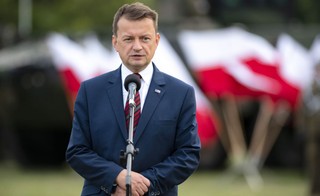 Dwa rosomaki ministra Błaszczaka. Wojsko przegrywa walkę o lepszy sprzęt [OPINIA]