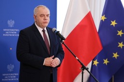 Sasin: Finanse publiczne są bezpieczne