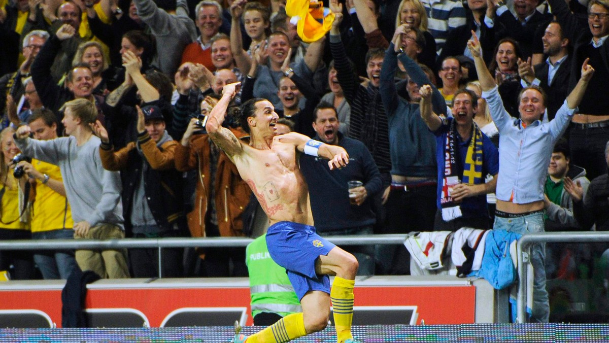 W środę na nowym stadionie Friend Arena w Sztokholmie Ibrahimovic dokonał spektakularnego wyczynu - aż czterokrotnie pokonał angielskiego bramkarza Joe'a Harta. Szczególnej urody był ostatni gol - przewrotką z ponad 25 metrów.