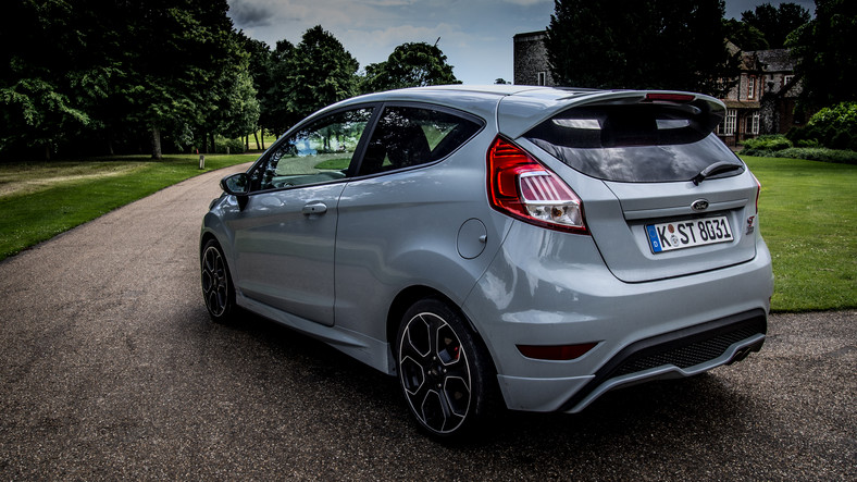 Ford Fiesta ST 200