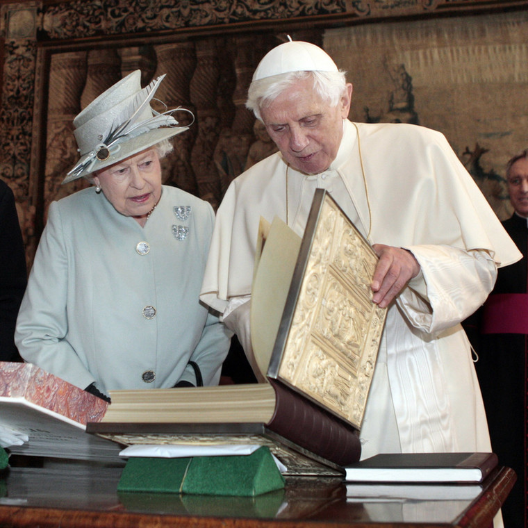 Spotkanie Elżbiety II z papieżem Benedyktem XVI