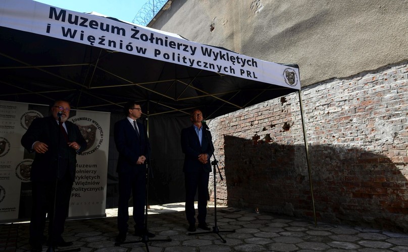 Ściana śmierci odkryta w b. areszcie