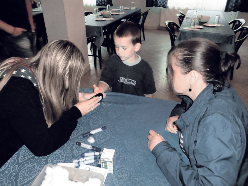 Edukacija: Deca sama mere nivo šećera u krvi