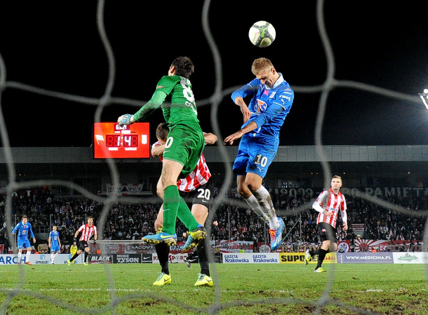 T-Mobile Ekstraklasa: Cracovia trafiała w słupek, Lech do siatki. WIDEO