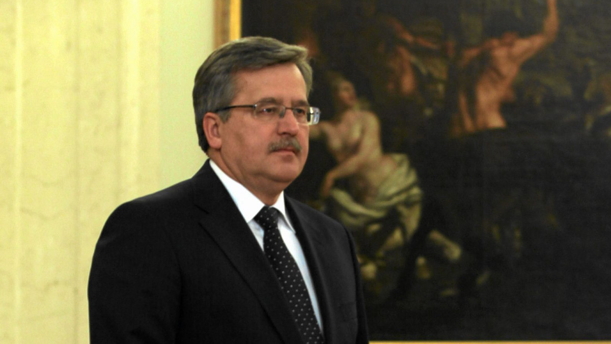 Bronisław Komorowski piastuje urząd prezydenta od 9.00 do 18.00. Potem pędzi do domu, bo żona czeka z kolacją.