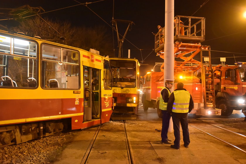 czołowe zderzenie tramwajów na Limanowskiego