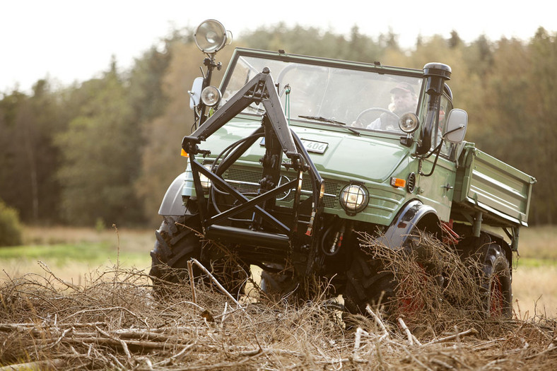 Unimog 406 - klasyk na ciężkie warunki