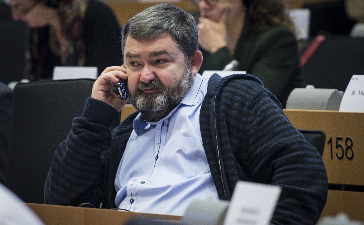 europoseł Karol Karski