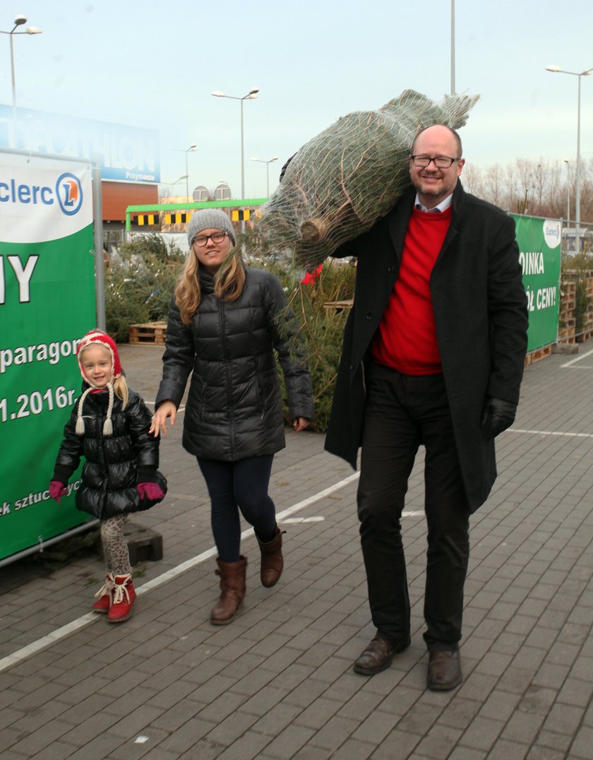 Prezydent Gdańska z córkami Antoniną (13 l.) i Terenią (6 l.)