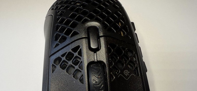 SteelSeries Aerox 9, oto bezprzewodowa lekka mysz dla fanów MMO [RECENZJA]