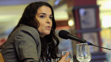 Annabella Sciorra zeznaje przeciwko Harveyowi Weinsteinowi