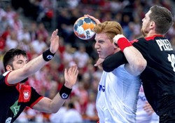 El. ME piłkarzy ręcznych: Polacy stawili czoła Niemcom, ale tylko do przerwy