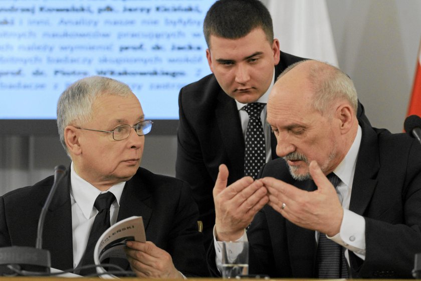 Antoni Macierewicz i Bartłomiej Misiewicz