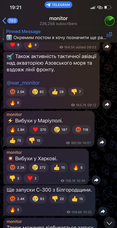 Kanał Monitor informujący o rosyjskich samolotach i kolejnych eksplozjach w Charkowie i Mariupolu na początku tego tygodnia
