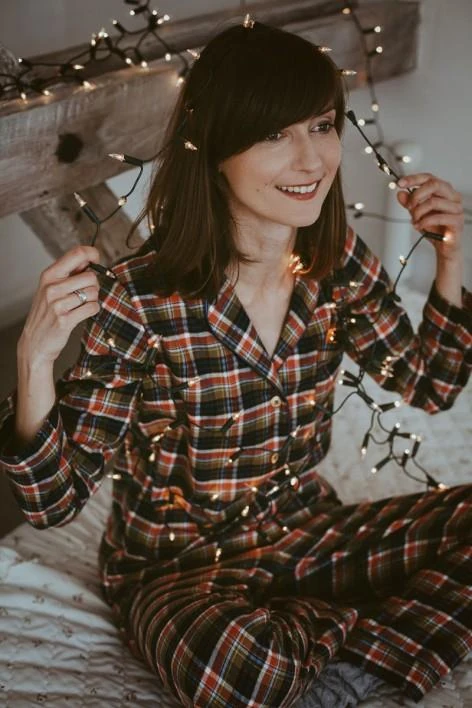 Laura Christmas Edition