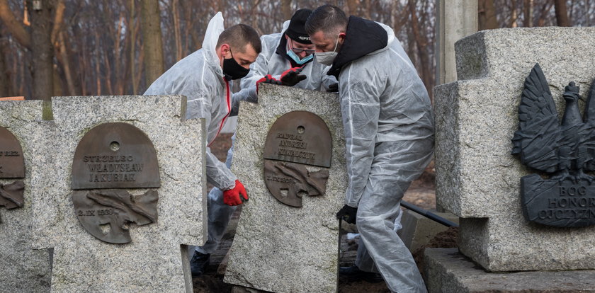 Szok na Westerplatte! W trumnie bohatera był niemiecki żołnierz