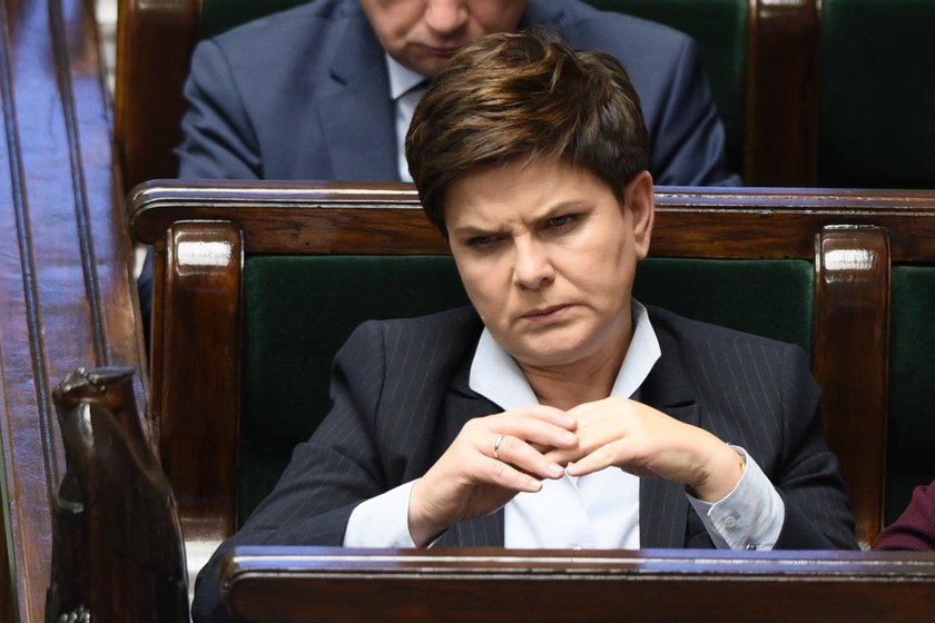 Korupcja w państwowej instytucji?! Chcą dymisji Szydło