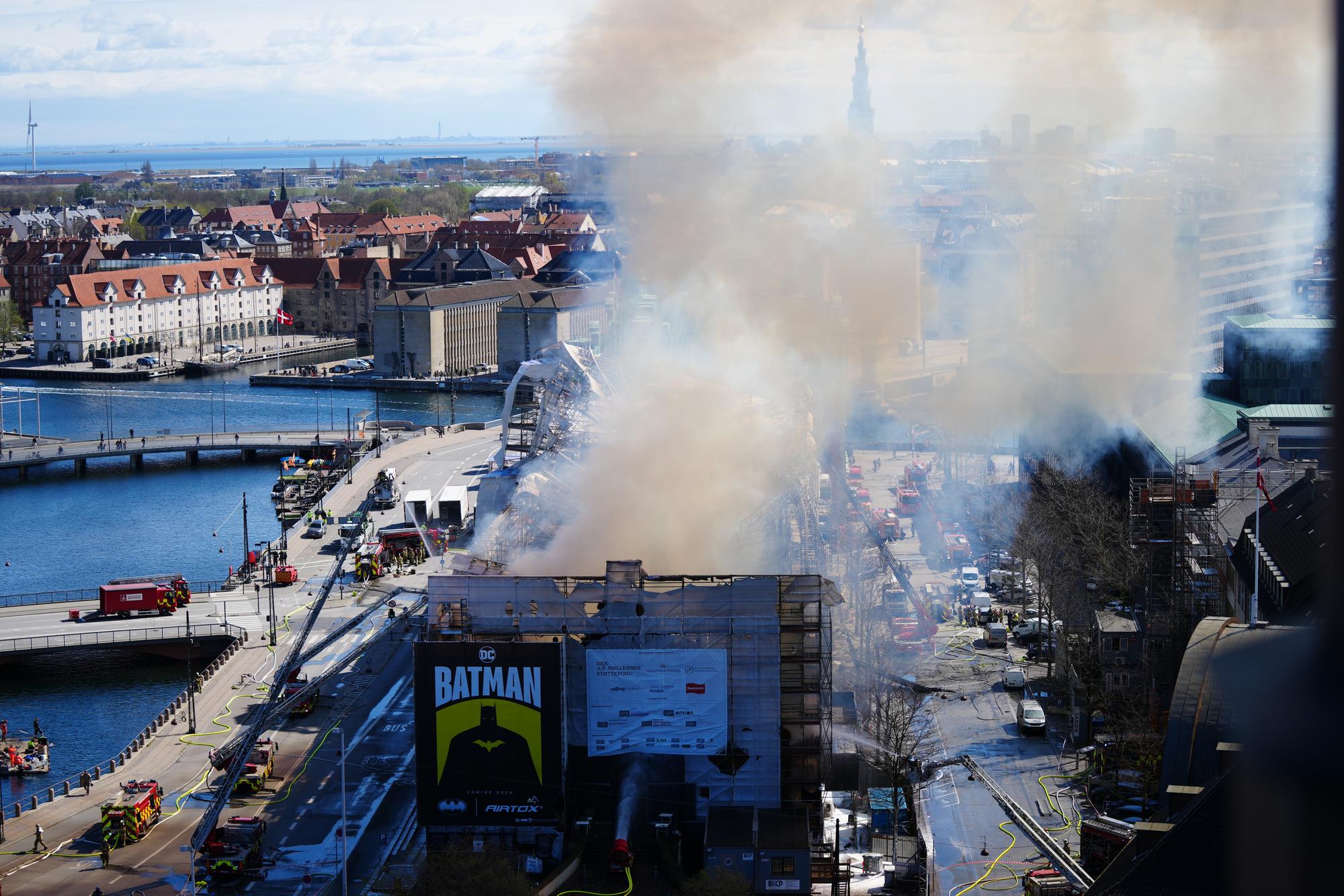 Symbol Kodane zachvátili v utorok 16. apríla plamene.