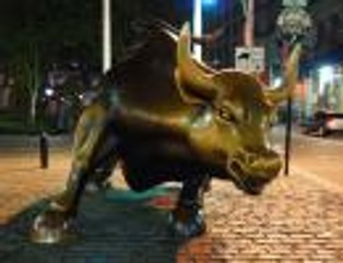 Wyjątkowo dobre nastroje konsumentów pociągnęły w górę indeksy na Wall Street