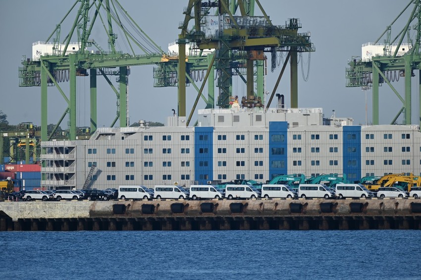 Jeftina radna snaga podigla je luskuzne zgrade, ali sami nemaju uslova za distanciranje